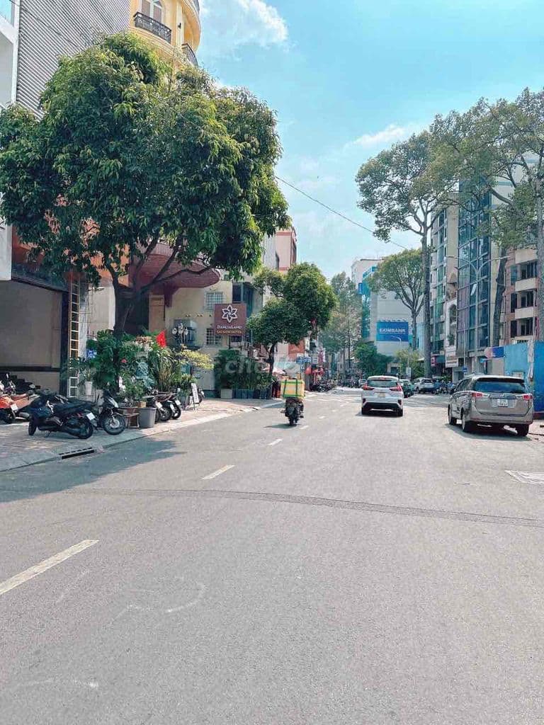 cần Bán gấp căn chung cư Đường lý tự trọng Quận 1