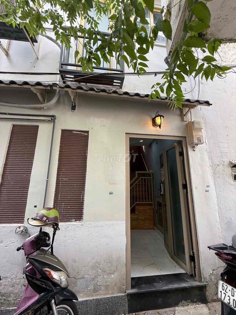 Bán nhà Bùi Hữu Nghĩa, chỉ 2 tỷ nhà đẹp hoàn công đủ