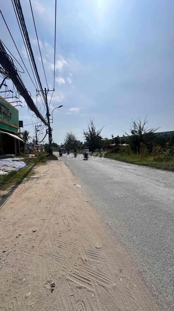 Lô đất mặt tiền Thạnh Xuân 25- TPHCM-Q12 -12mx27m đã tách ra làm 2 sổ