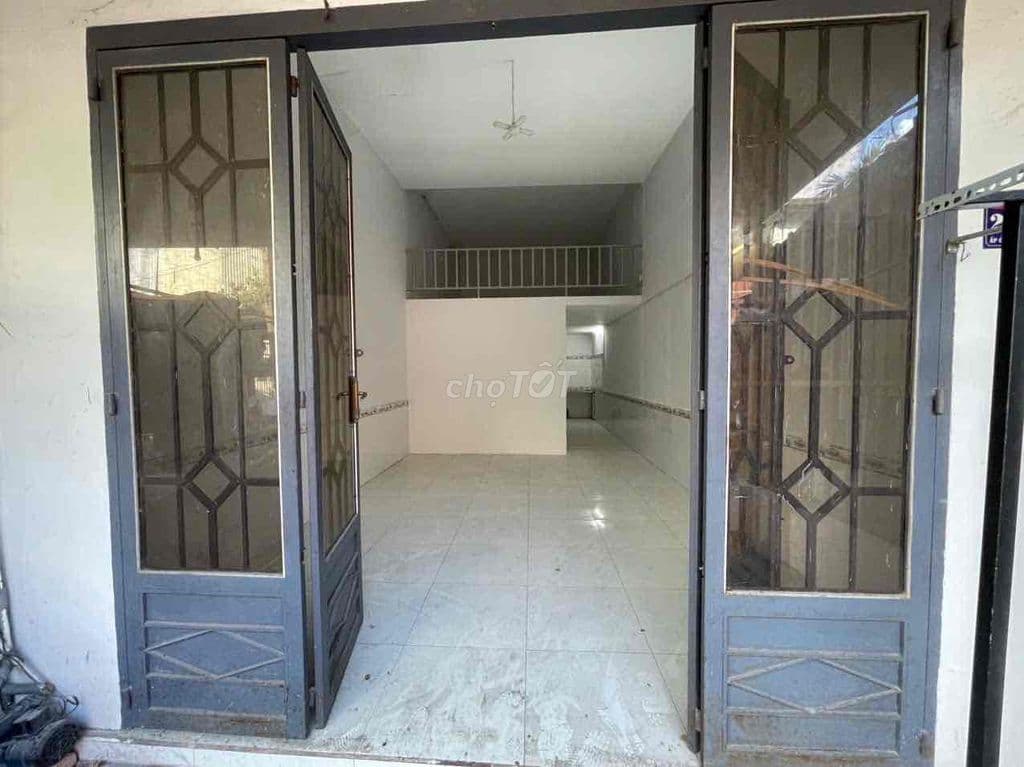 Nhà vi bằng 4x14, 1 trệt 1 lững, 1 sẹc đường Cây Xanh