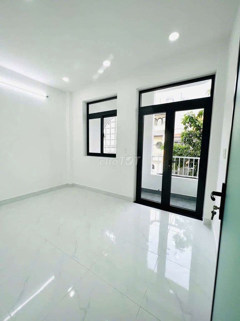 Nhà 1 trệt 2 Lầu Hẻm 340 Đường Long Phước - Ảnh 3