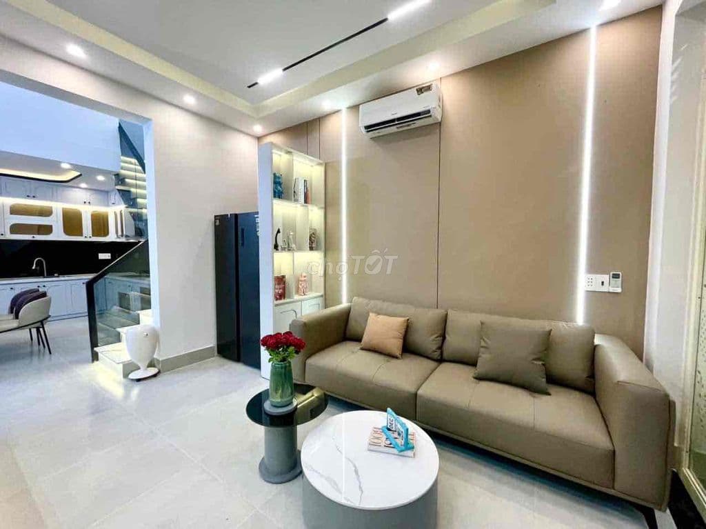 Nhà Gần Chợ 80m2 chiều ngang 6M gồm 3 phòng ngủ - Ảnh 2