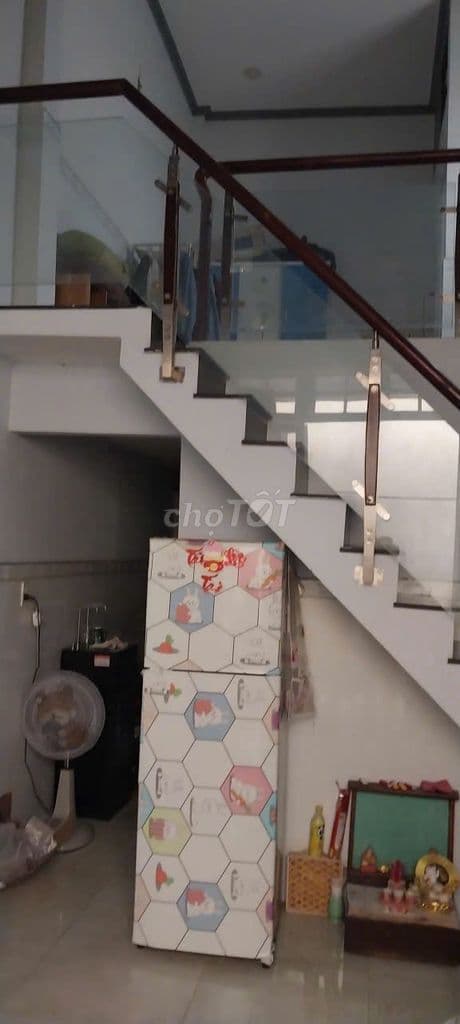 Nhà bán để ở 1 trệt 1 lững đúc