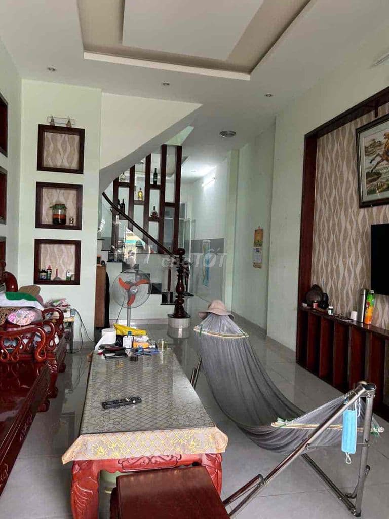 BÁN NHÀ ĐẸP HẺM XE HƠI – KHU PHỐ 7, TT. NHÀ BÈ Nhà 1 trệt 1 lầu, 2Phò