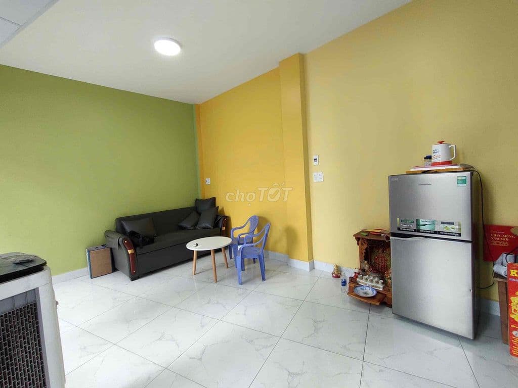 Bán nhà mặt tiền Kinh Doanh - Gần ngã tư Thủ Đức - Giá rẻ nhất quận 9