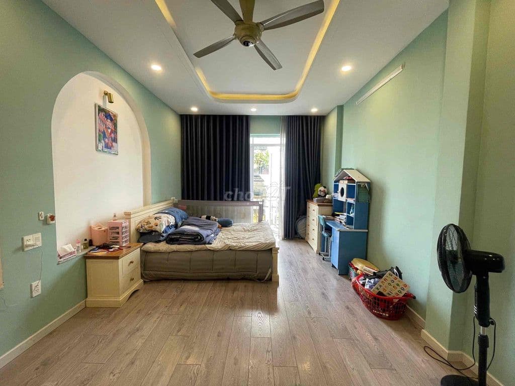 BÁN NHÀ 3 TẦNG THIẾT KẾ HIỆN ĐẠI, ĐƯỜNG 10M SÁT VẠN PHÚC CITY - Ảnh 3