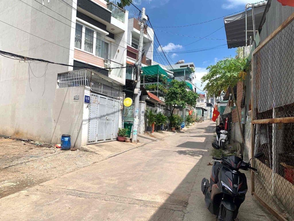 NỀN ĐẤT MT HẺM 14 ĐƯỜNG LÀNG TĂNG PHÚ 5.5 TỶ/65M2