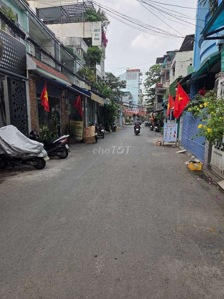 BÁN NHÀ ĐẸP HẺM XE HƠI THÔNG 72M2 SÁT PHAN ĐĂNG LƯU- GIÁ 9.5 TỶ - Ảnh 2