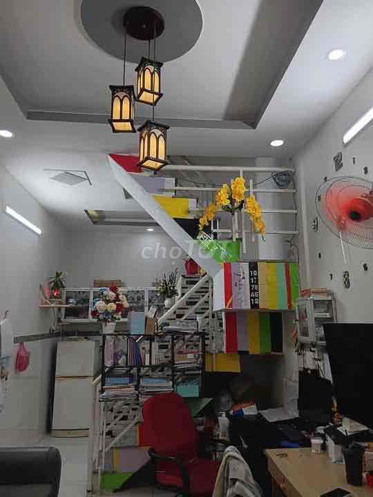 Bán nhà đúc 2 lầu,sh chung 10 căn ,coi sổ hồng chính - Ảnh 2