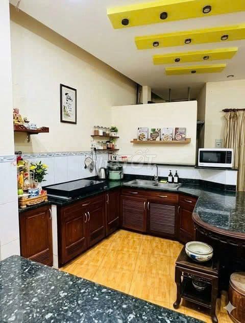 GIẢM SÂU 2 TỶ 550 TRIỆU BÁN NHÀ CÁCH MẠNG THÁNG 8 QUẬN 3 - Ảnh 2
