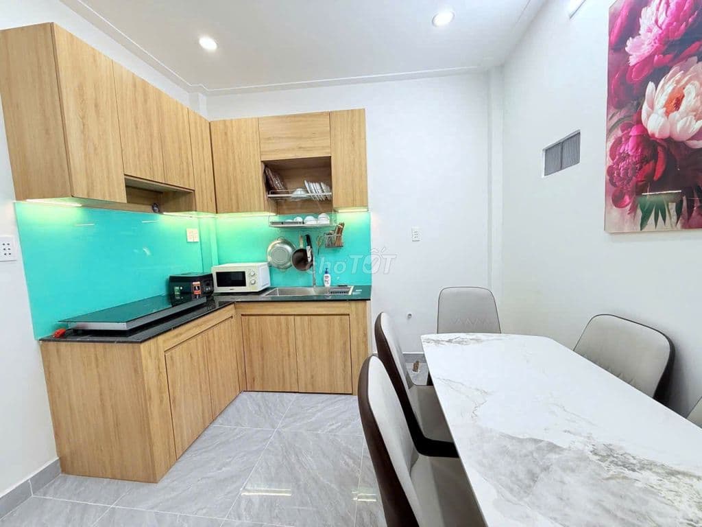 Nhà mới full nội thất, ô tô đỗ cửa, gần C/c Ruby Nguyễn Sỹ Sách. - Ảnh 2