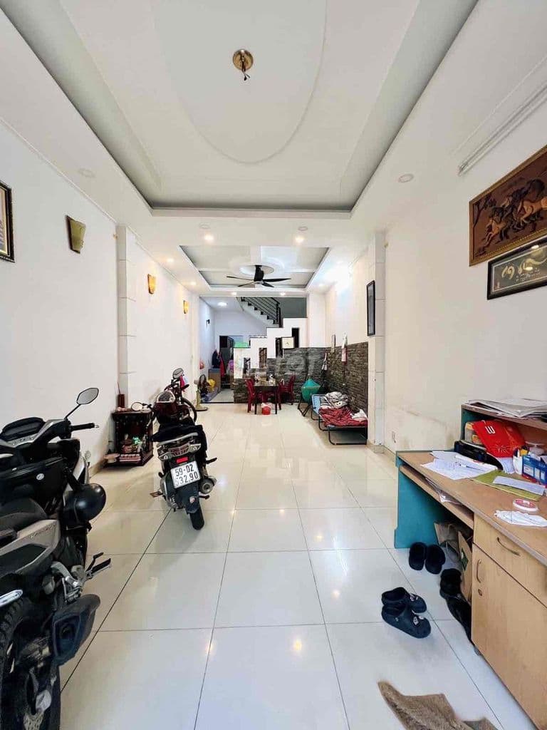 Bán nhà Gò Dầu-Tân Phú 80m2 3Tầng 4PN •hẻm oto vào nhà - Ảnh 2