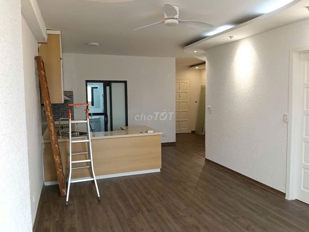 Bán căn hộ Hà Thành 102 Thái Thịnh, 68m2.