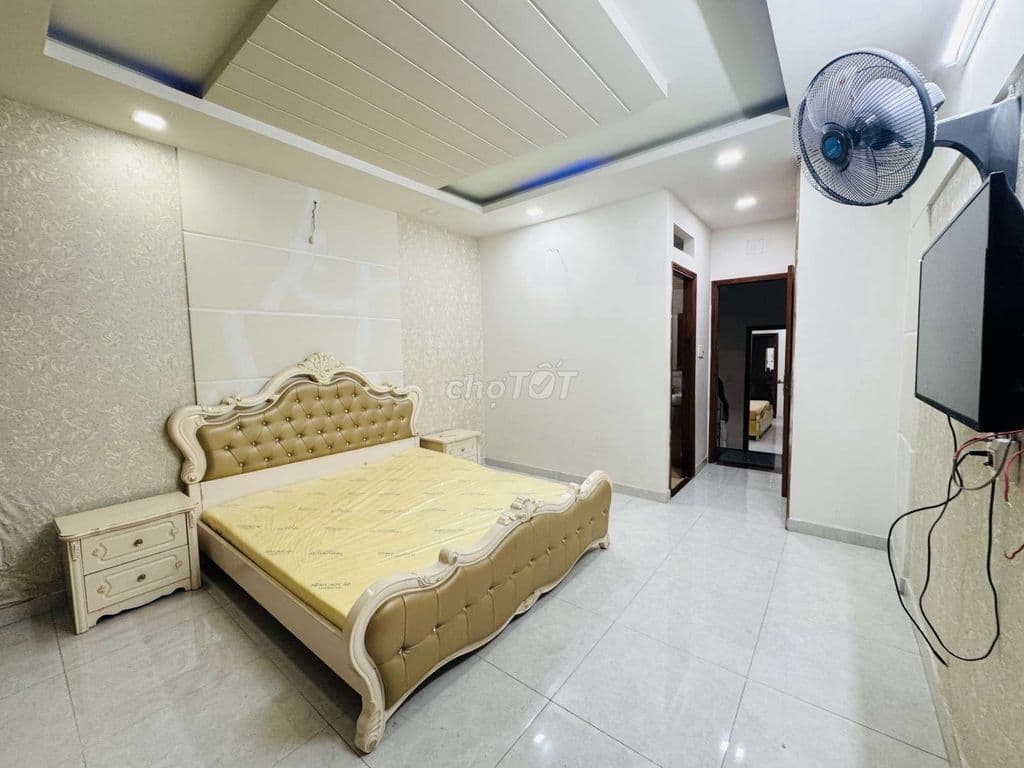 bán nhà p15 tân bình liên hệ e ngay để xem nhà thương lượng giá tốt - Ảnh 2