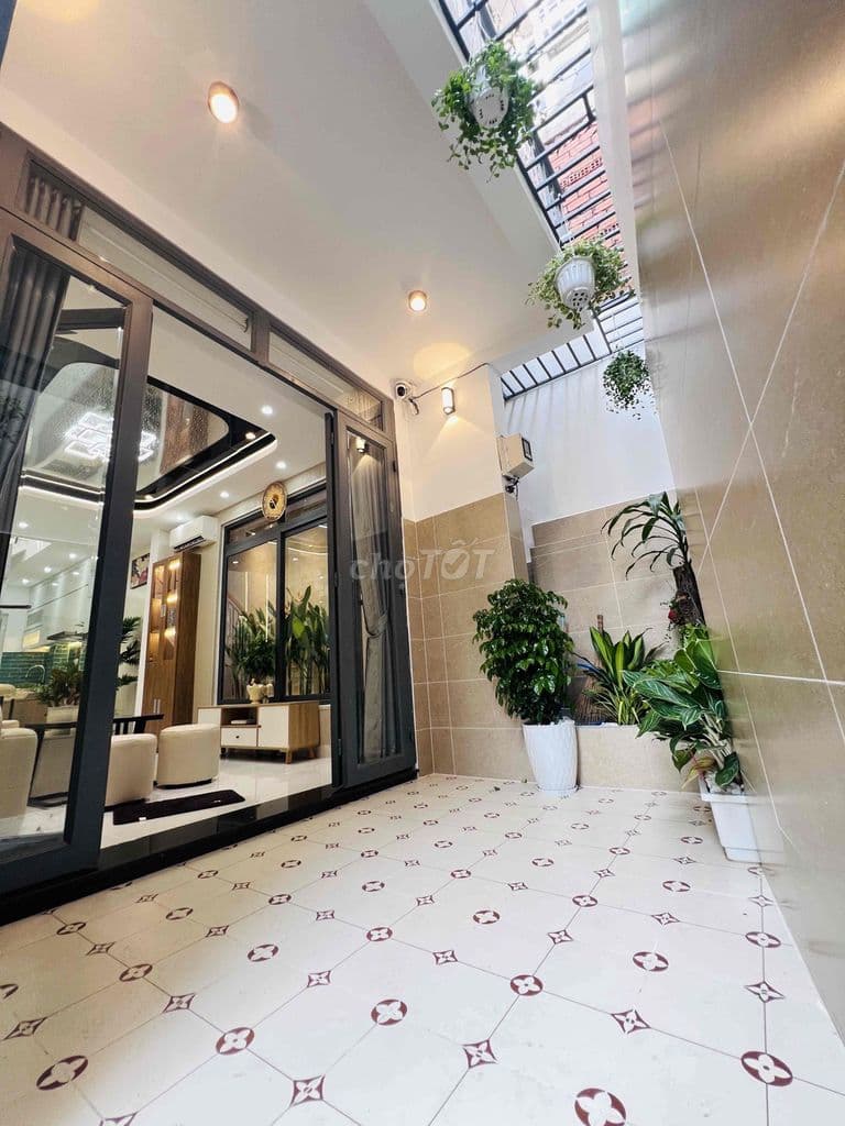 Nhà Gò Vấp 5 tỷ X sát Vincom PVT - 3x14m - 3PN - HXH vài bước