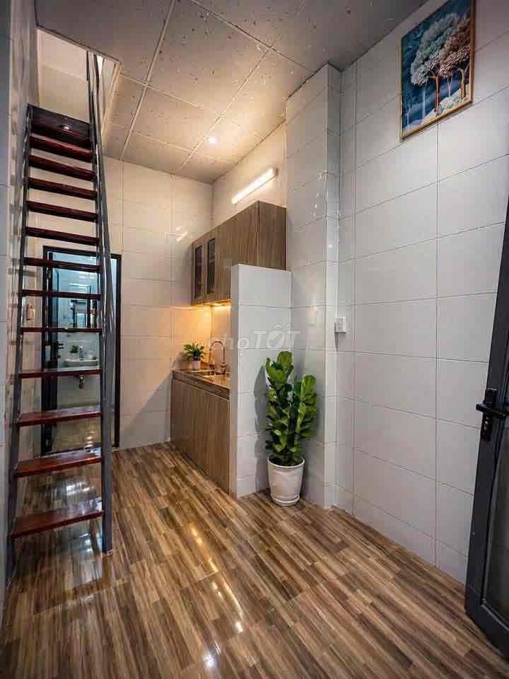 NHÀ NHỎ GỌN - SÁT BÊN BẾN XE MIỀN TÂY - DTSD : 31m2 - ĐẦY ĐỦ CÔNG NĂNG - Ảnh 2