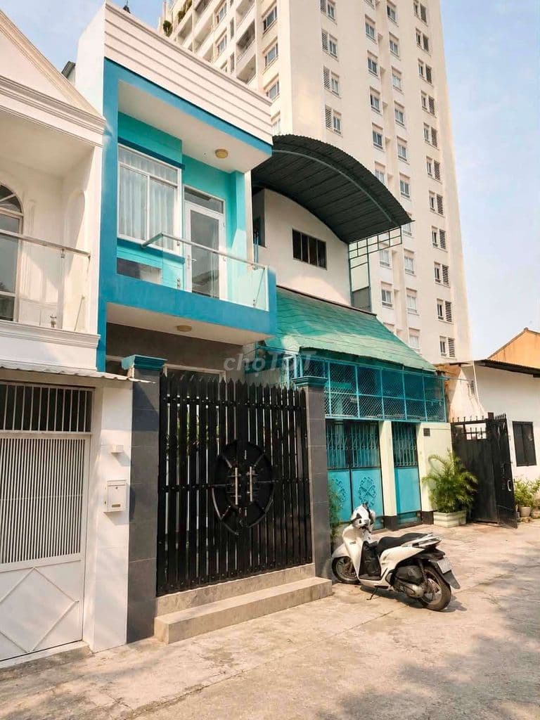 HIẾM KHU D TRUNG TÂM CÁC TRƯỜNG ĐH - 42M2 - 2 TẦNG