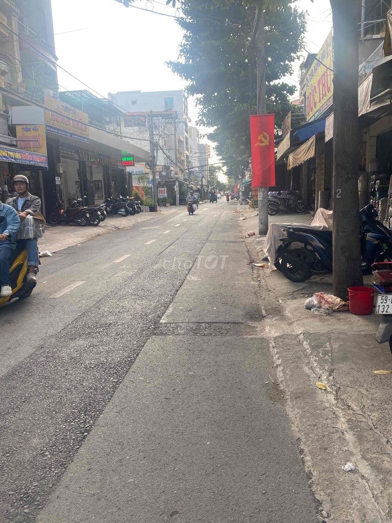 Chủ kẹt bán gấp MTKD Phú Thọ Hoà. Dt 4m x 18m. Nhà 4 tấm - Ảnh 2