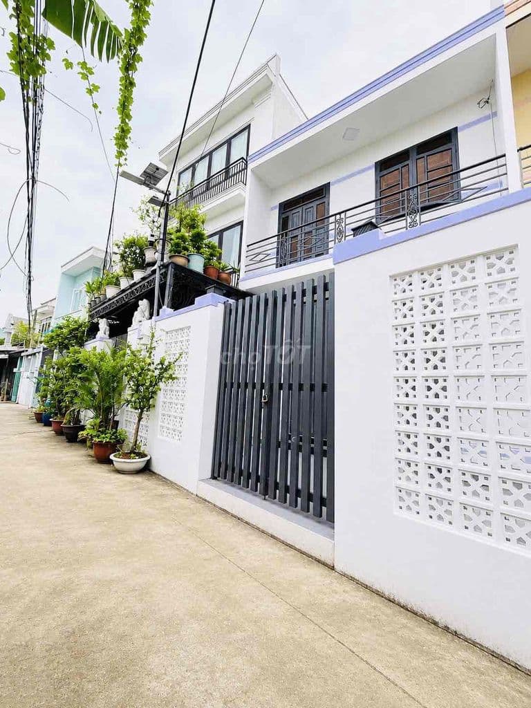 Nhà SHR Ngay Sau Chợ Bà Điểm , Cách Phan Văn Hớn 100m