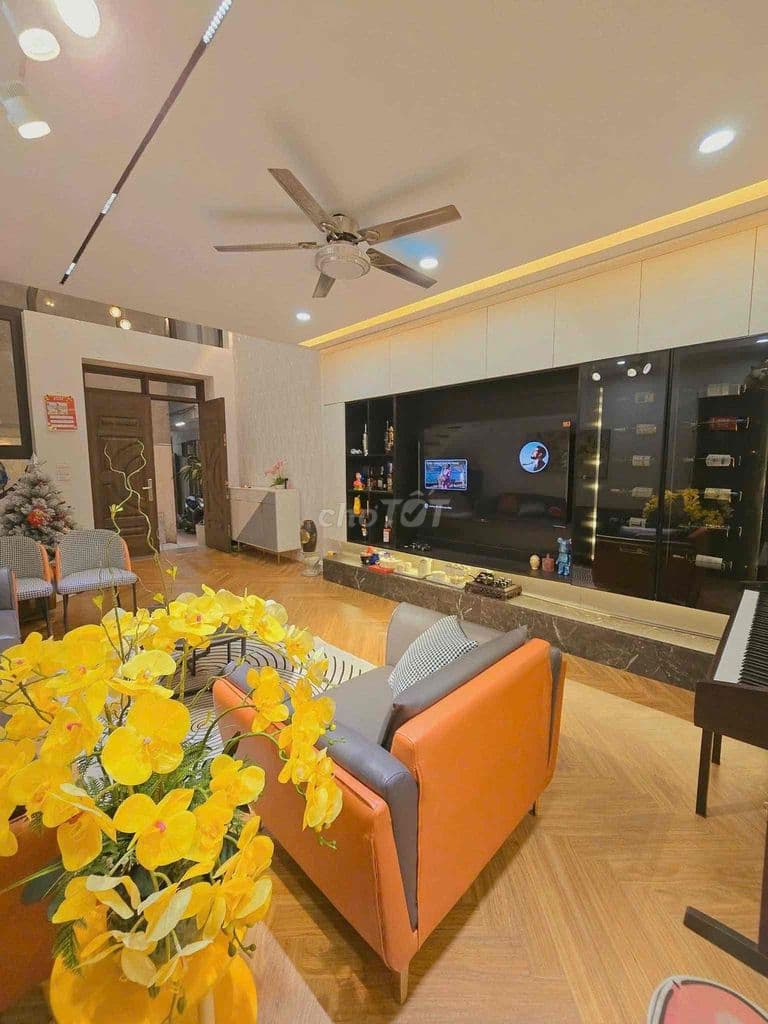 Siêu hiếm! Ba Đình, lô góc, thửa vuông, ngõ thông, gần oto 38*5T - Ảnh 2