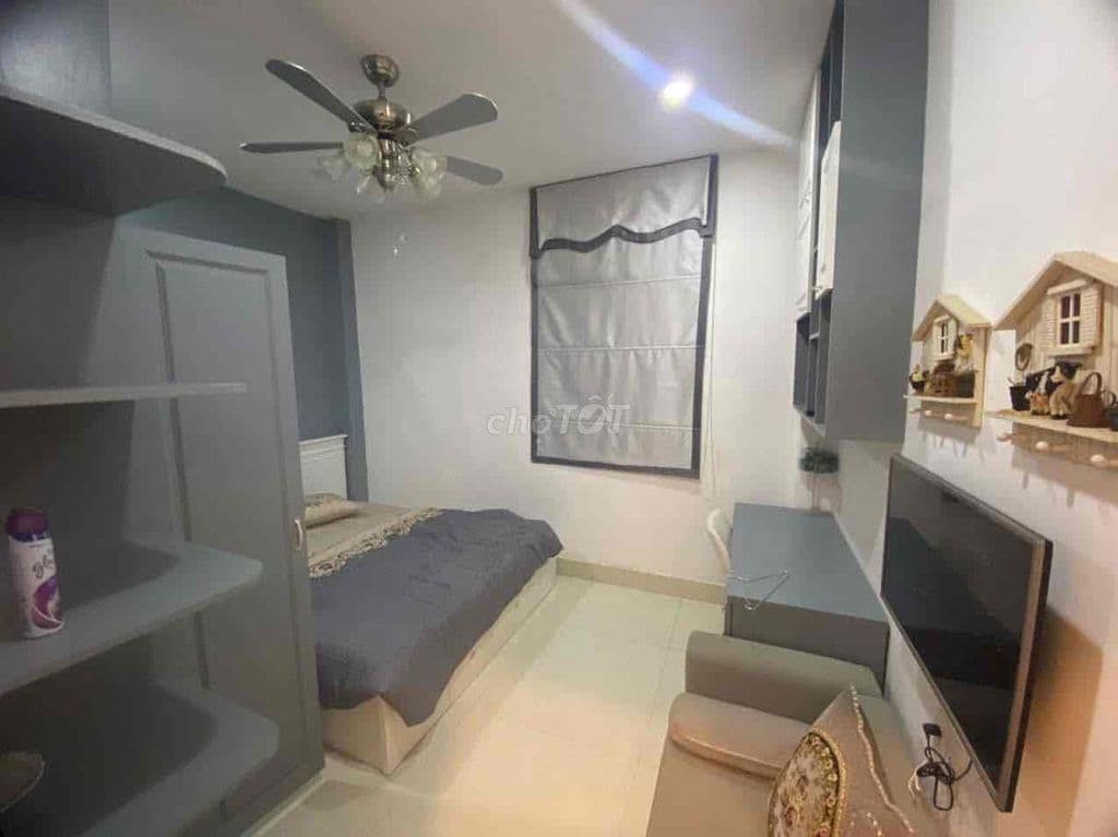 Nhà phố thương mại xinh bán gấp, có thang máy - Ảnh 2