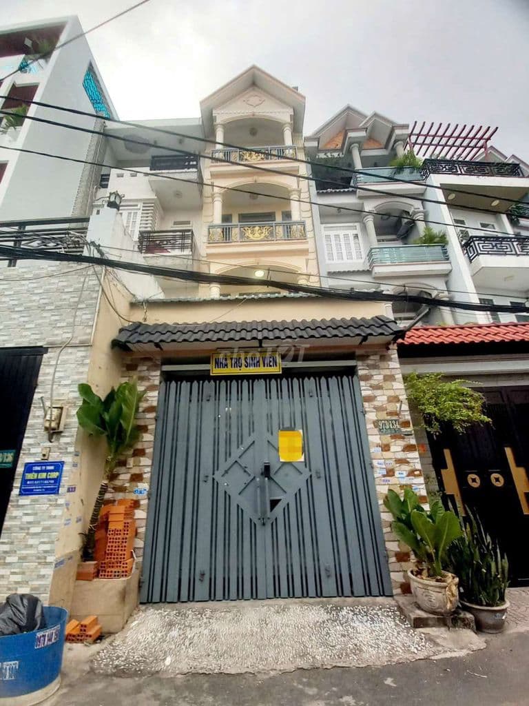 Căn hộ dịch vụ Mặt tiền 4x20m hẻm 973 Nguyễn Ảnh Thủ Tân chánh hiệp