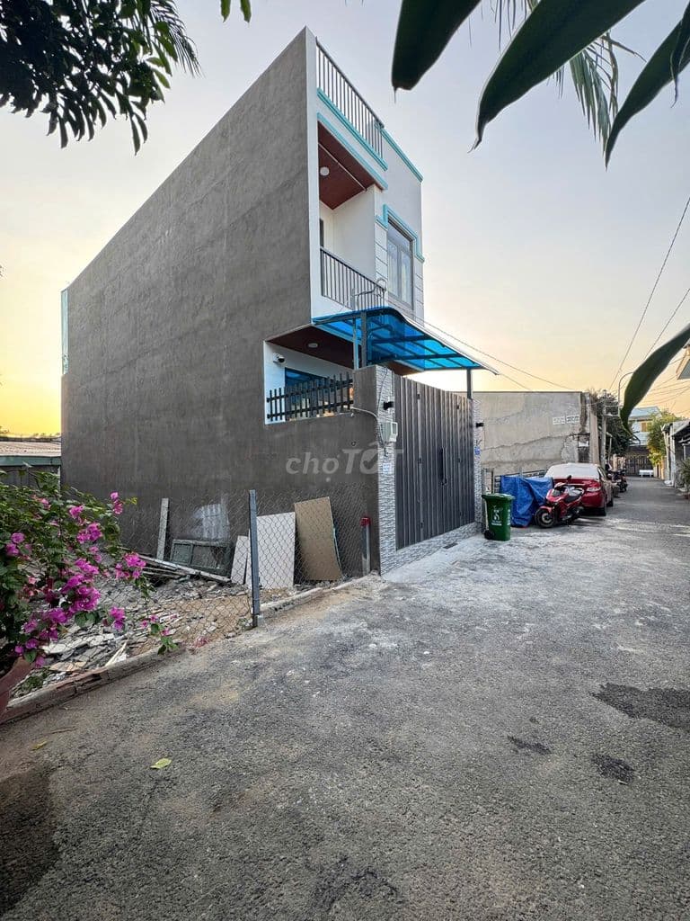 Bán gấp-68m2- Thổ cư 100- HXH đường 13 Nguyễn Văn Tăng, Long Bình,HCM