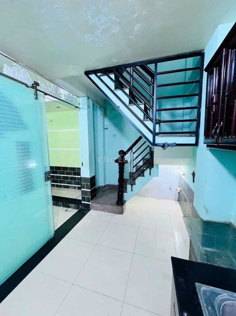 NHÀ ĐẸP TÔN ĐẢN Q4- 5 TẦNG ĐÚC- 50m2 NGANG 5,5m- HOÀN CÔNG ĐỦ - Ảnh 3