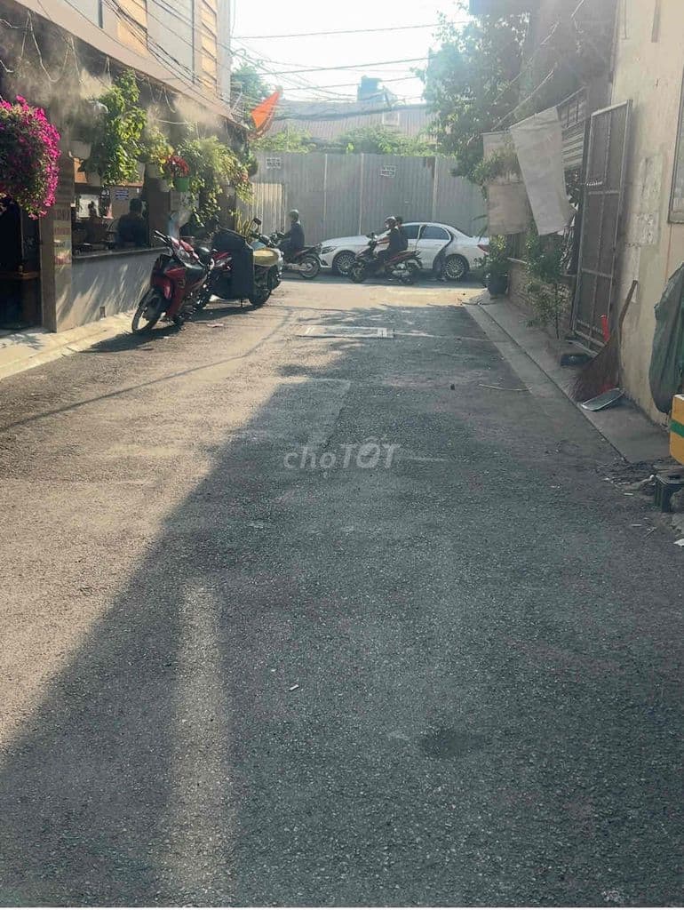 ĐẤT VUÔNG VỨC ĐỐI DIỆN CITYLAND 68m2- HẺM 5M- HƠN 7.5 TỶ - Ảnh 3