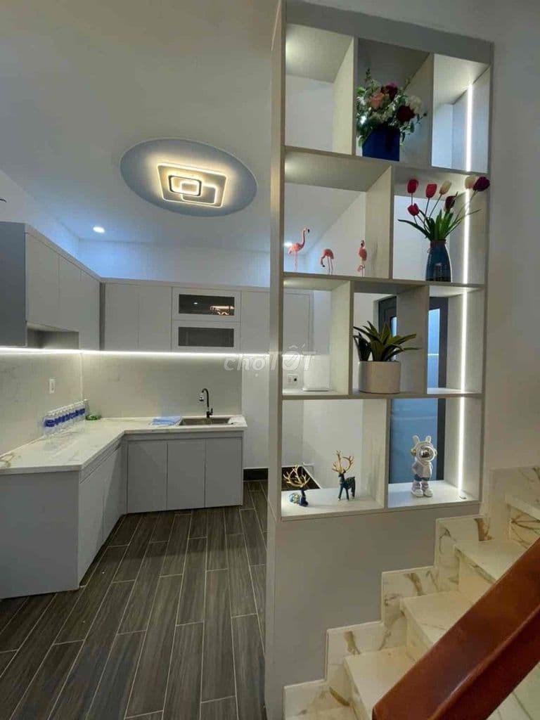 Nhà 2 lầu 4 phòng ngủ lê văn lương ngay cầu ông bốn - Ảnh 3