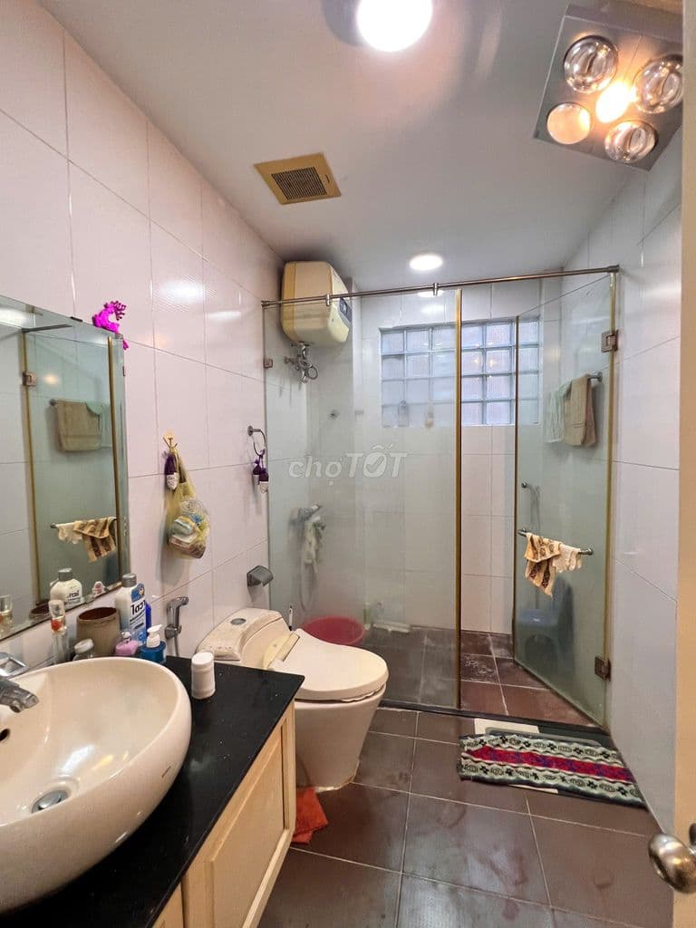 nhà mặt ngõ 275 bạch mai