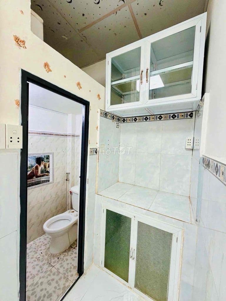 Nhà Nguyễn Tất Thành Quận 4 - Nhỏ Xinh - Còn Thương Lượng Tốt - Ảnh 3