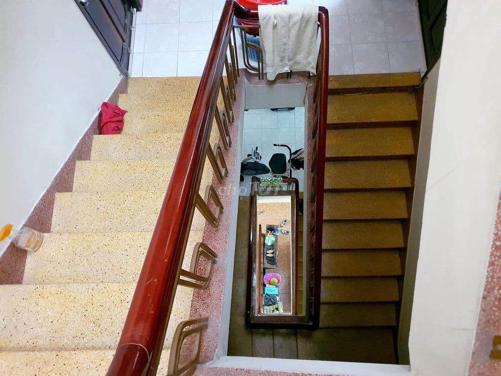 Kẹt Tiền Bán Gấp Nhà BThạnh, DT 35m2 Giá 1ty480, SHR - Ảnh 2