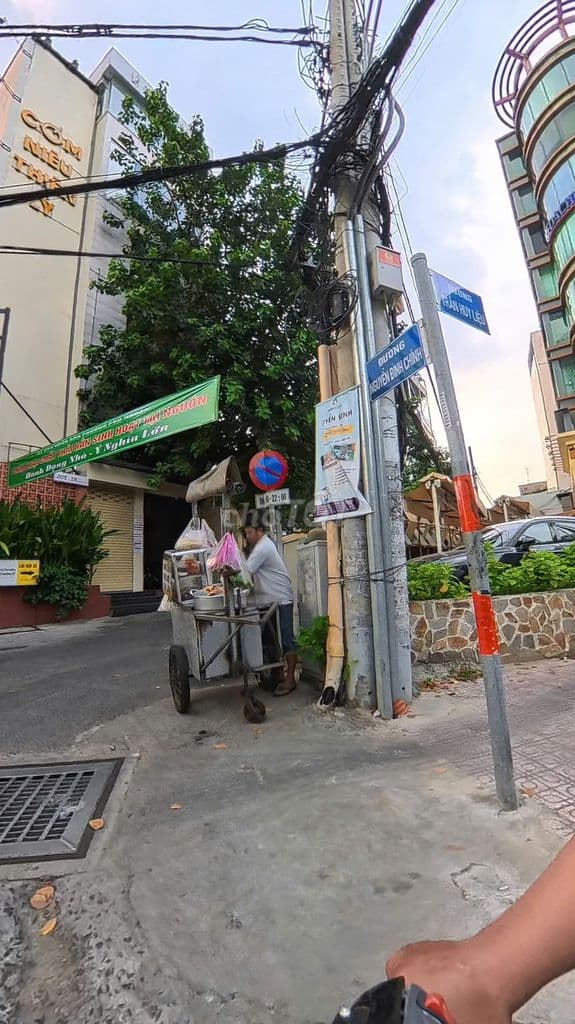 Mặt tiền Nguyễn Đình Chính, 90m² / 11 Tỷ. - Ảnh 3