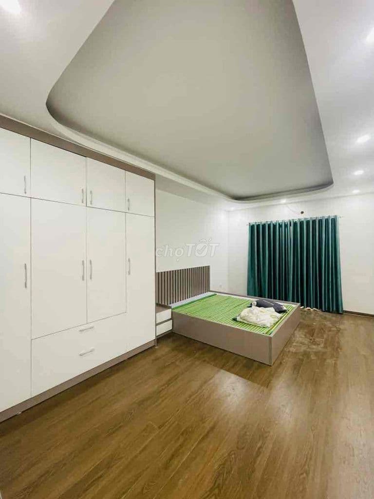 Nhà Đẹp Cầu Giấy 36m2 - 5 Tầng - Ở Ngay - Gần Phố - Giá 8,5 Tỷ - Ảnh 3