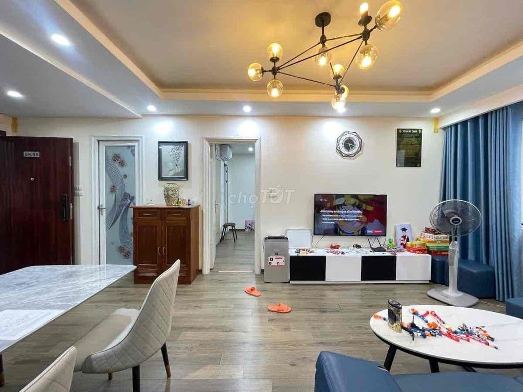 Chung cư CC Hoàng mai 72m² 2 Ngủ, 2WC, phòng khách, bếp rộng căn góc - Ảnh 3