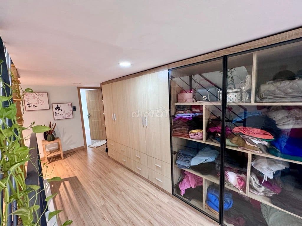 KHU HIẾM NHÀ BÁN QUẬN TÂN BÌNH GẦN SÂN BAY CHỈ NHỈNH 5 TỶ - Ảnh 2