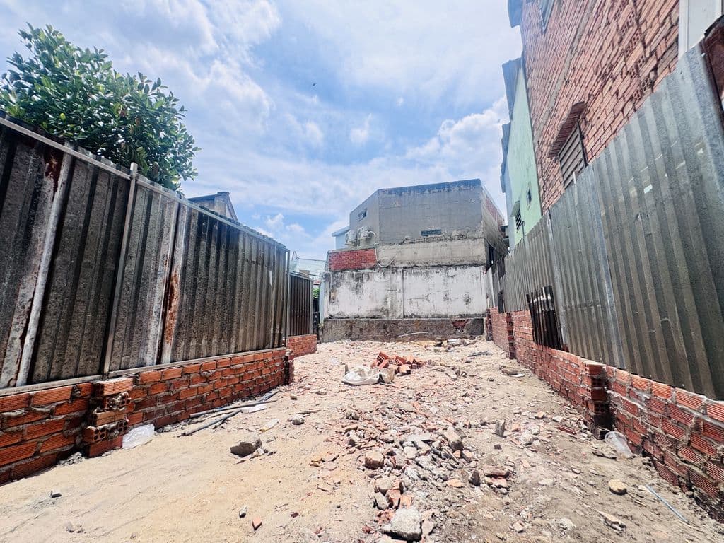 P. Linh Chiểu, H3G thông, 75.1 m2 full TC gần chợ TĐ bán chỉ 4.3 tỷ.