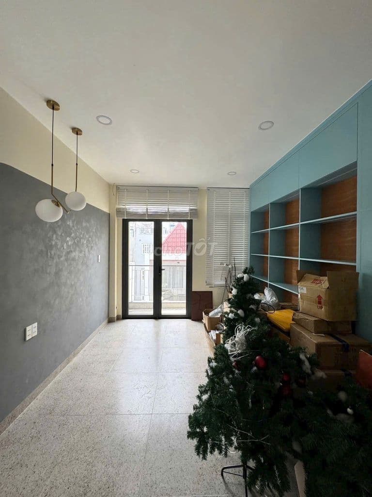 🔥💸 HUỲNH VĂN BÁNH – GIẢM 3.2 TỶ – 4 TẦNG – HẺM XE HƠI THÔNG - Ảnh 2