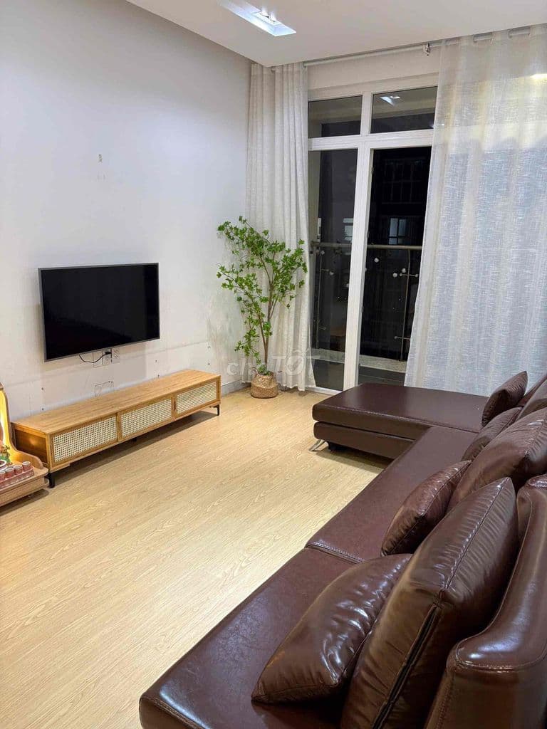 Bán căn hộ Hưng phát silverstar, nhà bè, có sổ hồng,2pn,2wc giá 3.7tỷ