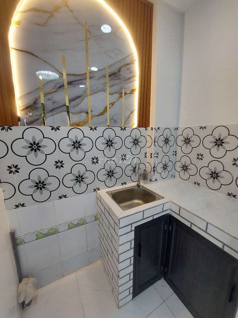 Bán nhà đường Quốc Lộ 50 DT.4m×3m5 } 1Lầu 1Lững 2Phòng 1wc hẽm xe hơi - Ảnh 3