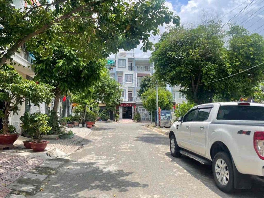 BÁN CHDV MẶTTIỀN ĐƯỜNG 447B – PHƯỜNG TĂNG NHƠN PHÚ A THU NHẬP 300 TRIỆ