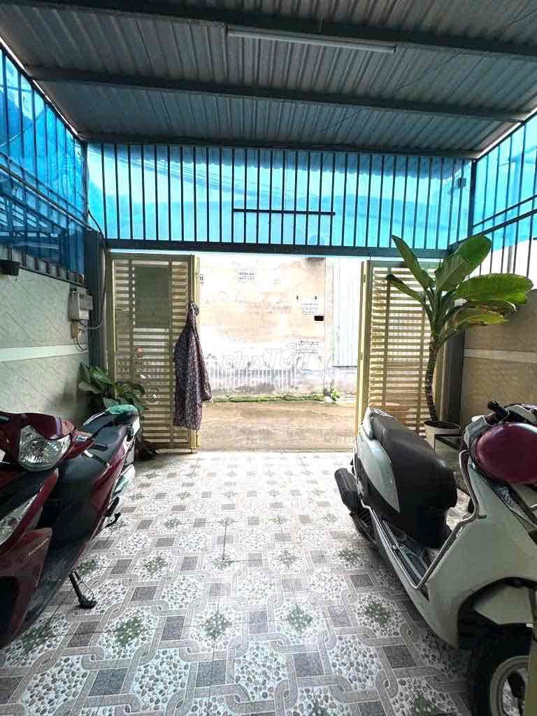 Hiếm - Bán Nhà 2 Tầng hẻm 5m Đường VƯỜN LÀI, 73m2, ngang gần 5m.