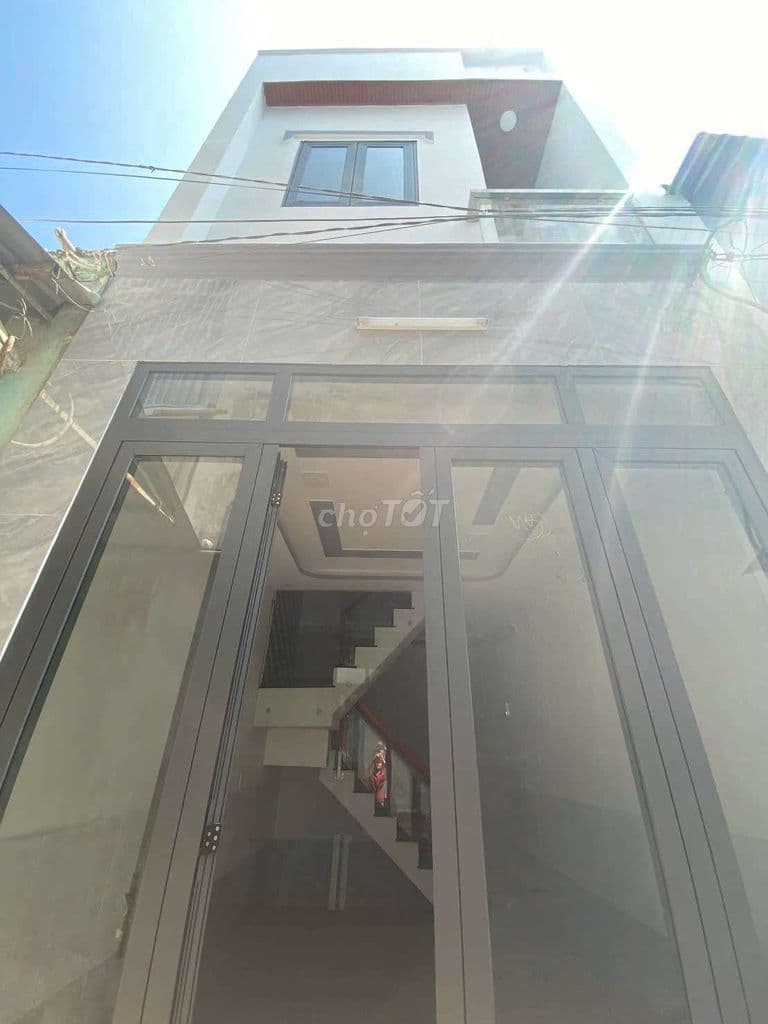 bán nhà 3.6x8 đỗ suốt 2PN 2WC có hệ thống nước nóng lạnh