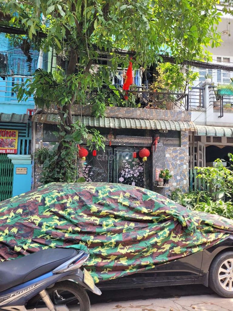 nhà chính chủ ngộp cần bán gấp, thương lượng nhẹ, mg hh 1%