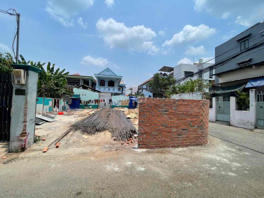 Bán lô đất 154m2 (11x14) hẻm xe hơi đường Man Thiện, Sổ riêng