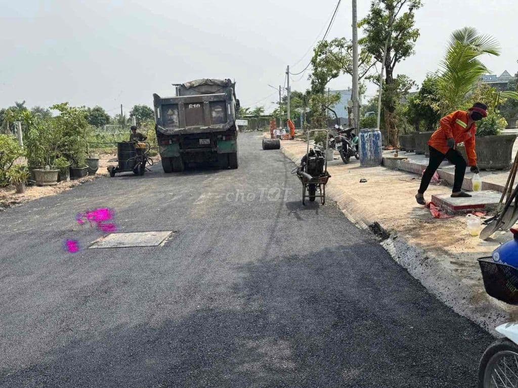 Đất 5x27m Shr Mt XTT 20M cách Phan Văn Hớn Chợ XTT Chỉ 500m.