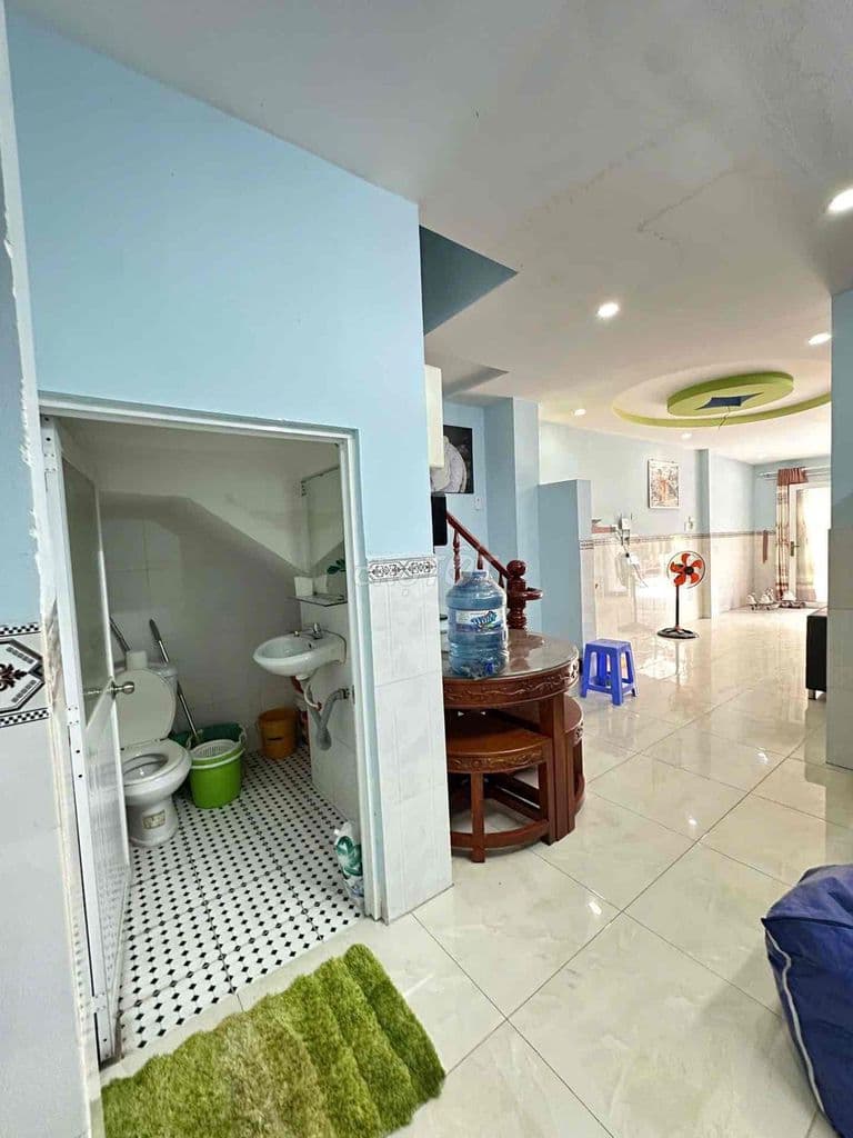 bán nhà Q bình Tân, đường xe hơi tới nhà. shr vuông vức. nhỉnh 4ty - Ảnh 3