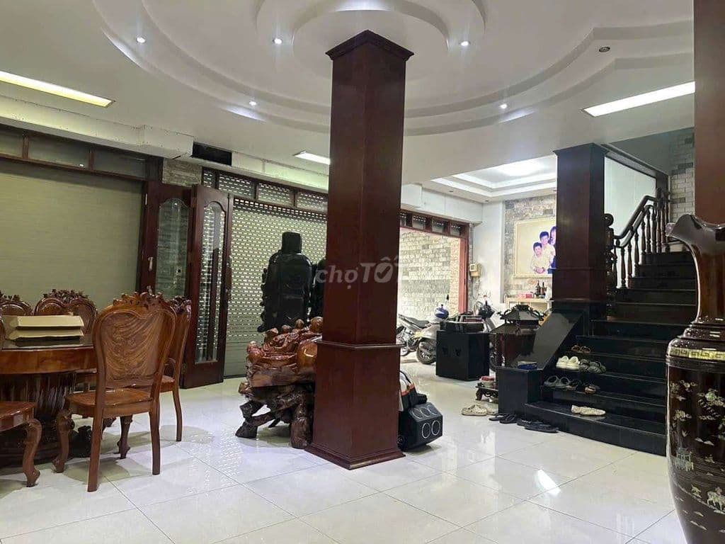 Biệt thự mini 10m x 15,5m. 1 Hầm 3 Lầu Full Gỗ KDC Phú Nhuận