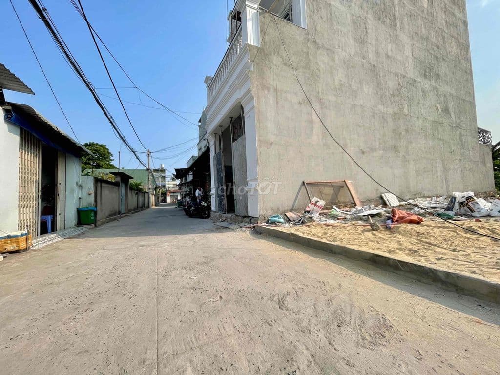 BÁN GẤP LÔ ĐẤT(SHR) 1 / TL40 NGAY CAO ĐẲNG ĐIỆN LỰC, 76,5M2, ĐƯỜNG 6M